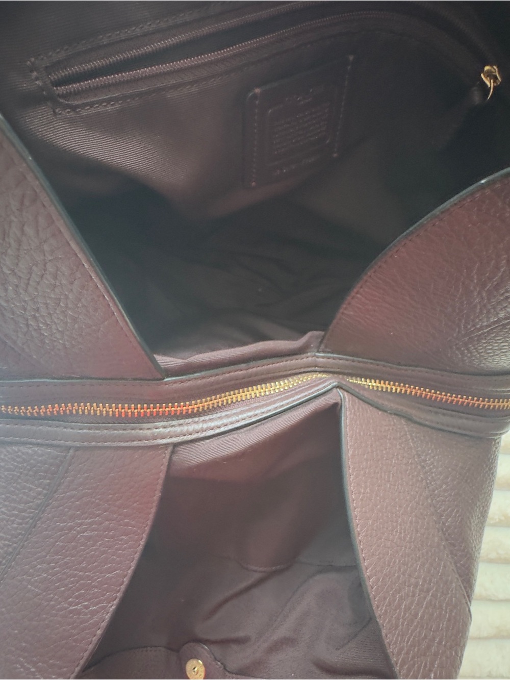 Coach Brown Pebbled Leather Hobo Shoulder Bag with Gold Hardware - Picture 10 of 11